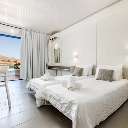 Hippocampus Hotel Naousa (Paros)