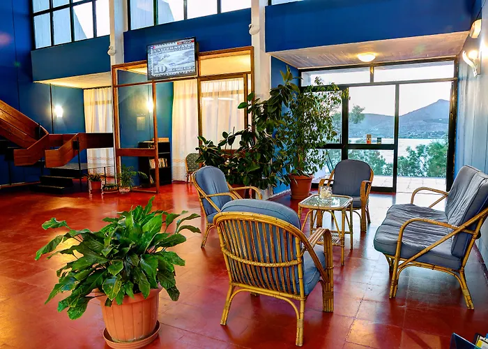 Отель Hippocampus 3*