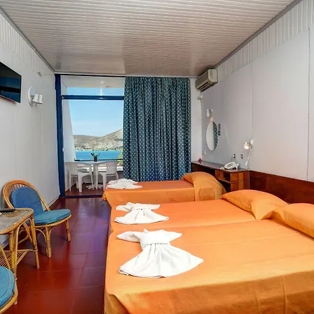Hippocampus Hotel Nausa