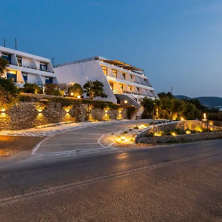 Hippocampus Hotel Nausa