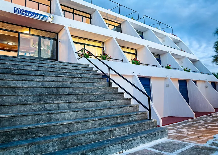 Hippocampus 3* Naousa (Paros)